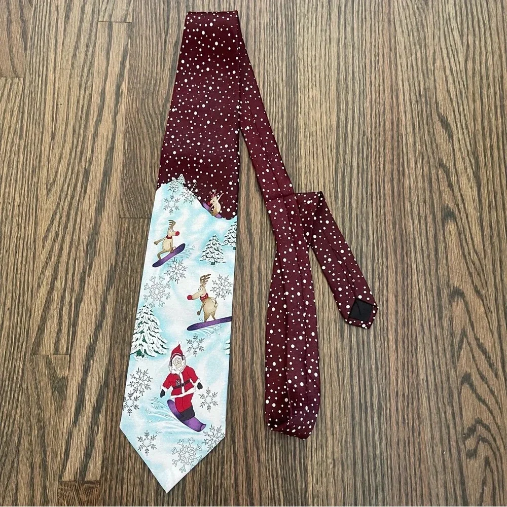 Vintage Christmas Santa Reindeer tie